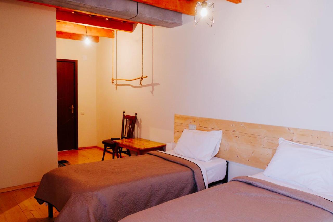 Hotel Ailama Местия Экстерьер фото
