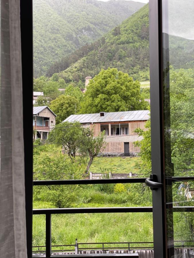 Hotel Ailama Местия Экстерьер фото