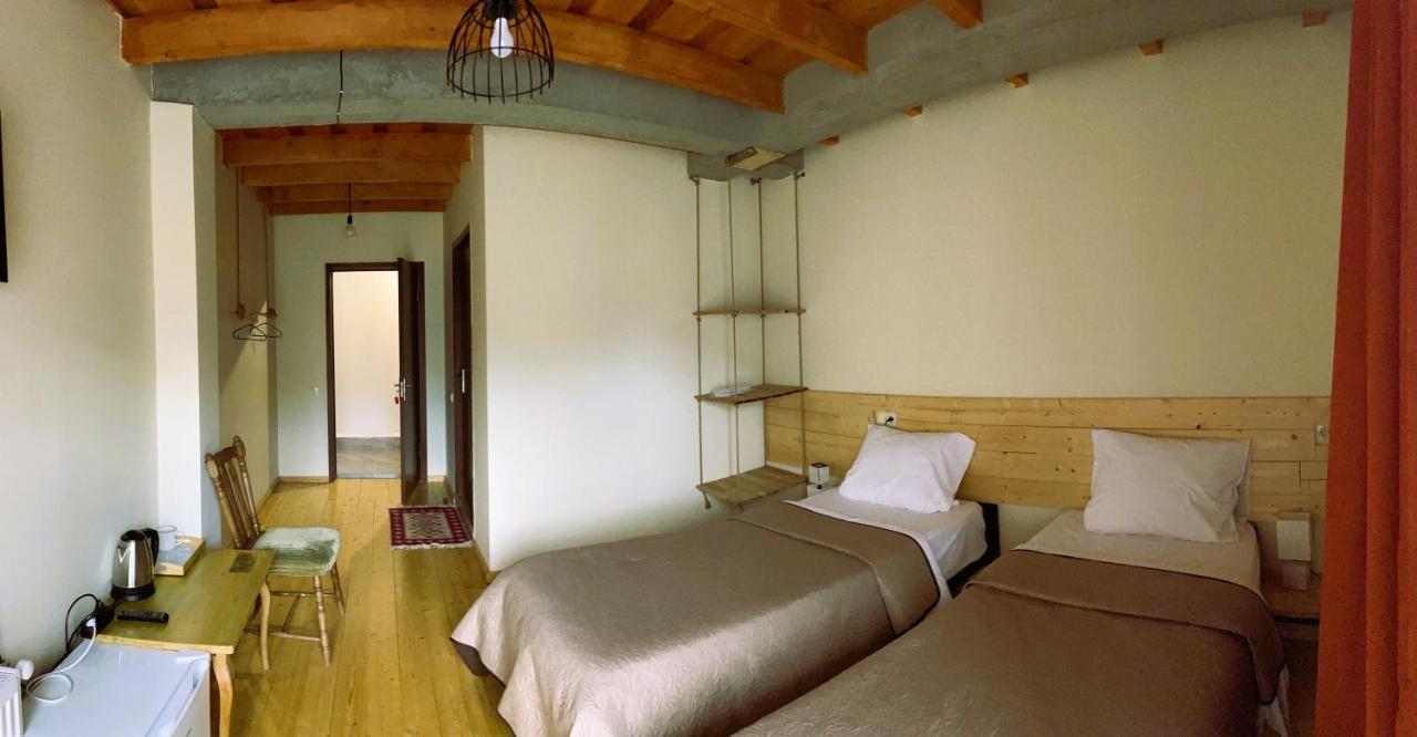 Hotel Ailama Местия Экстерьер фото