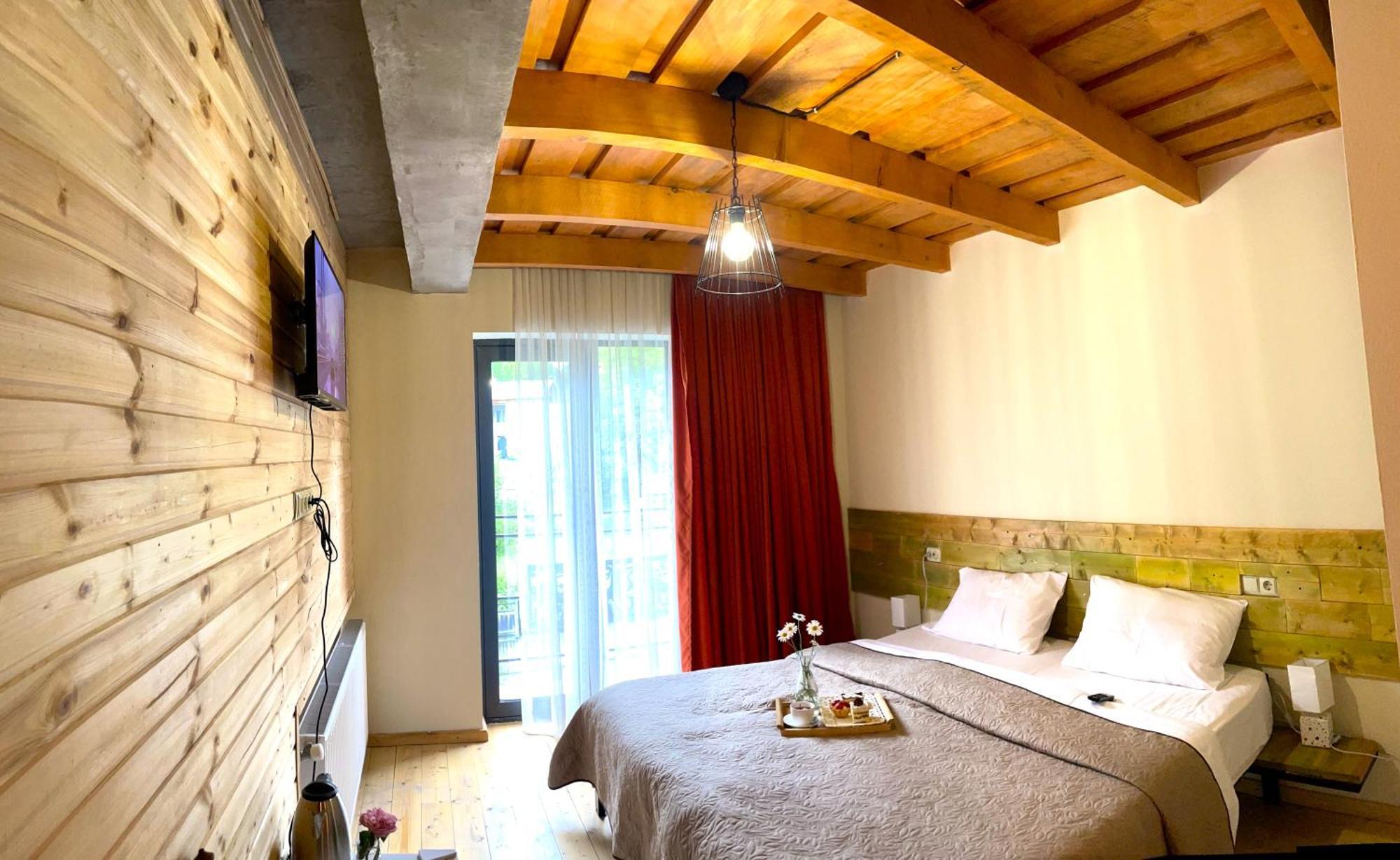 Hotel Ailama Местия Экстерьер фото