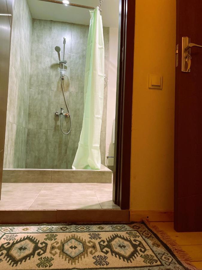Hotel Ailama Местия Экстерьер фото